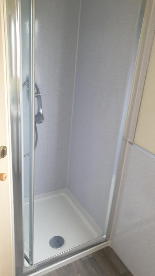 Holiday Home In Lyons Robin Hood Holiday Park Meliden Luaran gambar