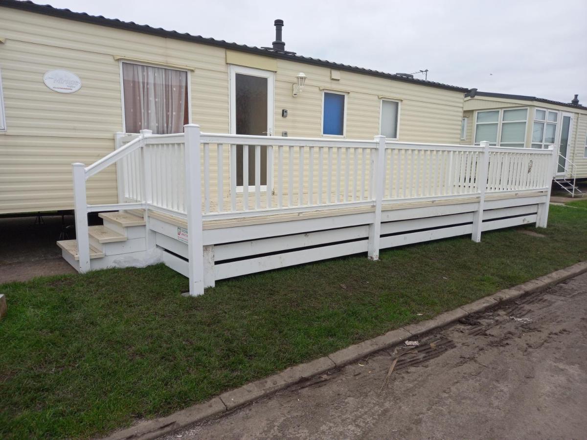 Holiday Home In Lyons Robin Hood Holiday Park Meliden Luaran gambar
