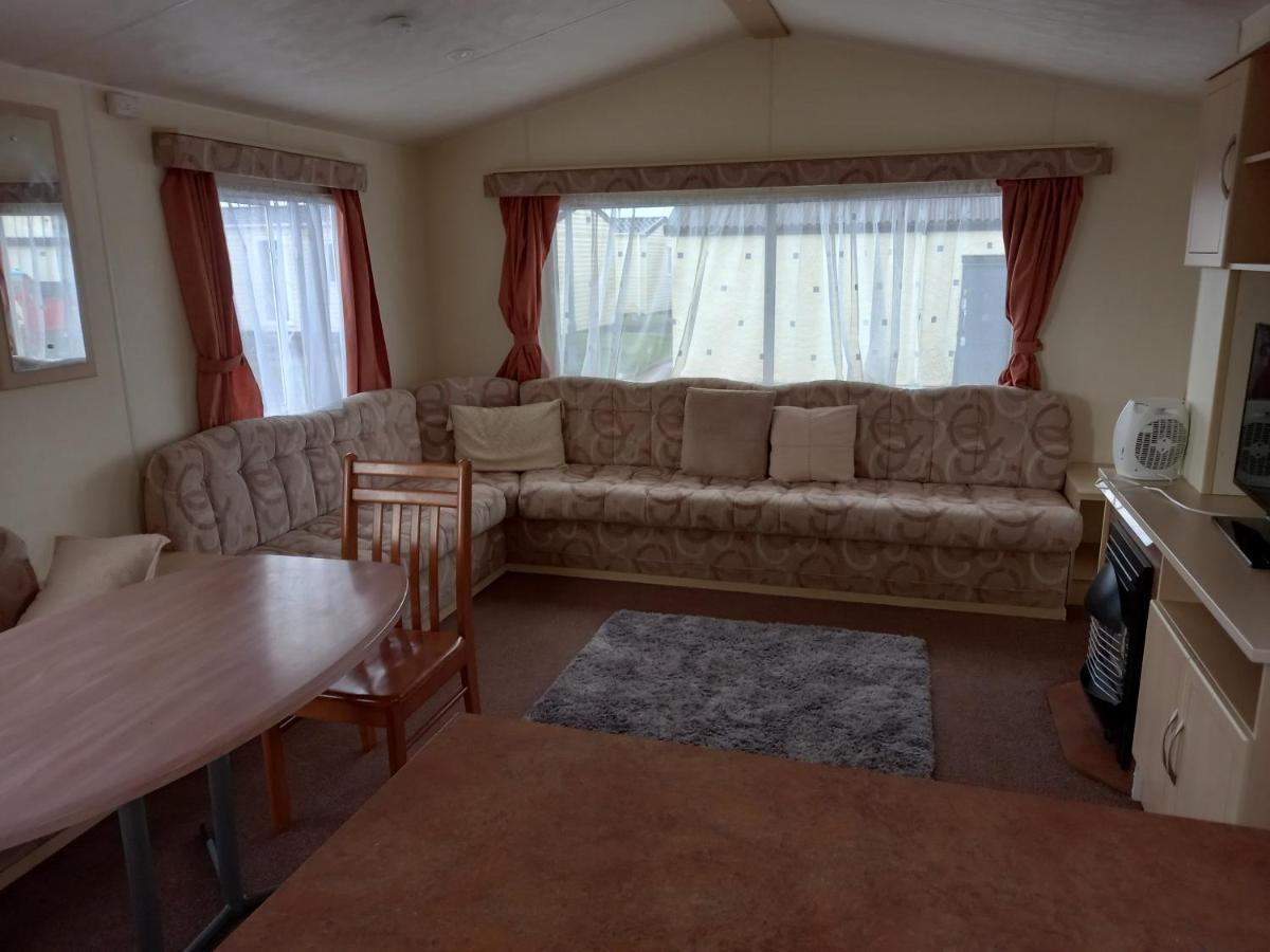Holiday Home In Lyons Robin Hood Holiday Park Meliden Luaran gambar