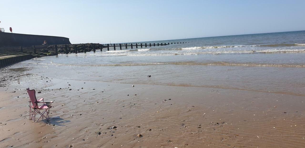 Holiday Home In Lyons Robin Hood Holiday Park Meliden Luaran gambar