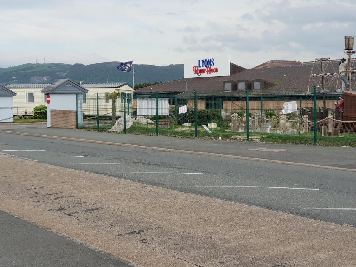 Holiday Home In Lyons Robin Hood Holiday Park Meliden Luaran gambar